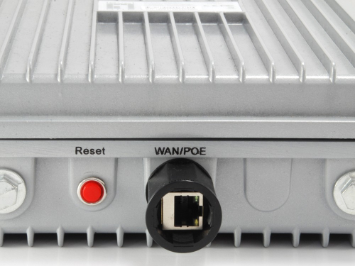LEVELONE ACCESS POINT WIRELESS AC1200 D-BAND OUTDOOR POE CONTROLLER MANAGED