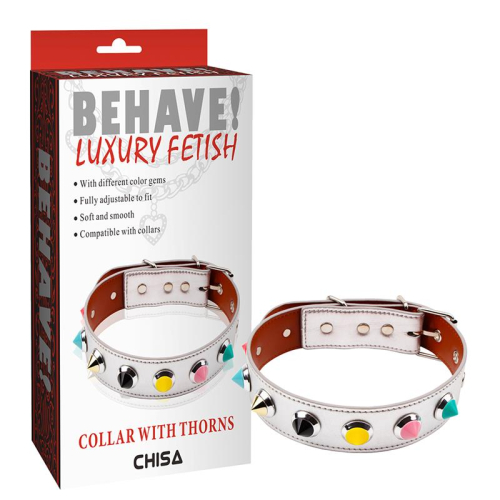 Colar com Tachinhas Branco