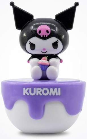 Cápsula Surpresa Sanrio Hello Kitty 50.º Aniversário:Strawberry Cake - Kuromi (9 cm) - YuMe